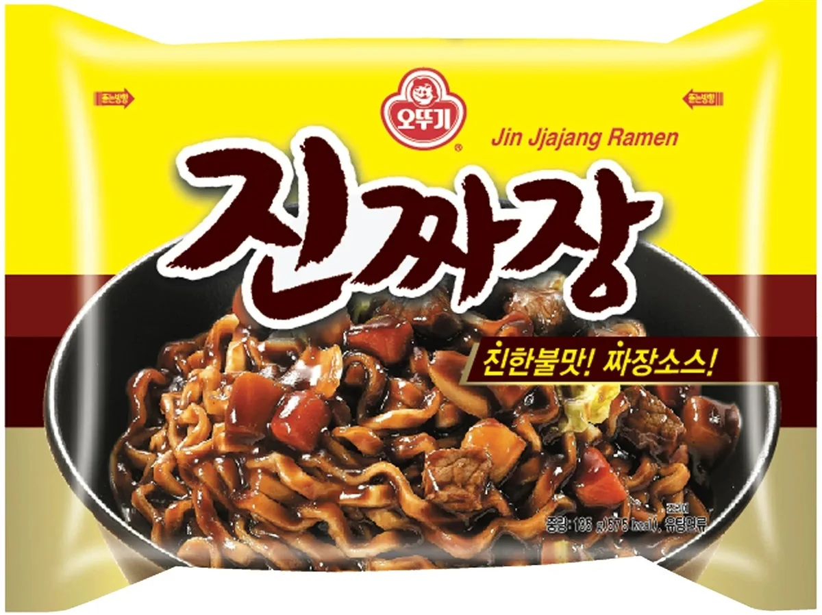 Ottogi Jin JJajang polévka s omáčkou z černých fazolí 135g